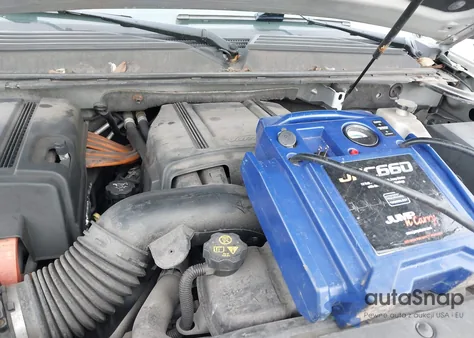 2011 Chevrolet Tahoe Hybrid из США, поврежденный, VIN 1GNSKDFJ5BR204566